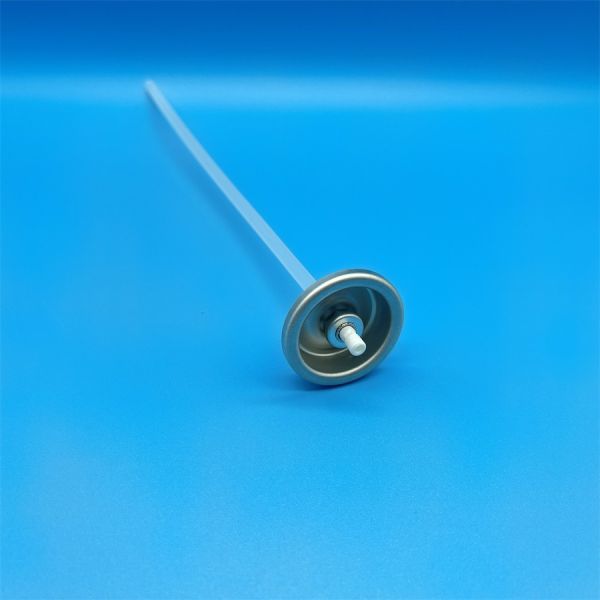 Valve de pulvérisation de neige assurant une sortie de mousse homogène et sans grumeaux