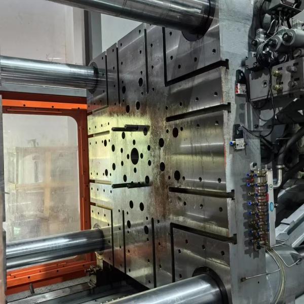 Chen Hsong máquina de moldeo por inyección horizontal 1200KN ahorro de energía de producción eficiente