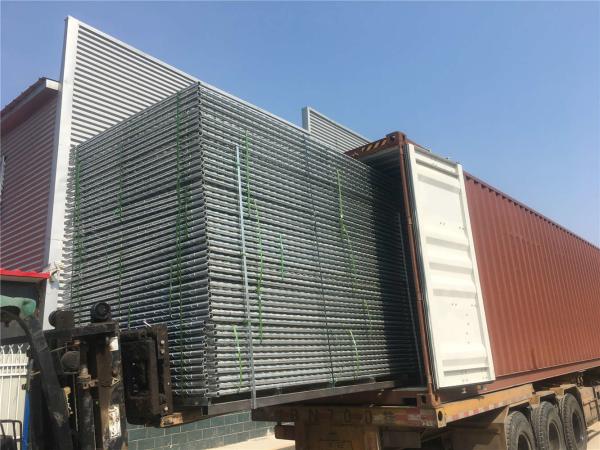 chain link temporary construction fence panels 6FT X 10F Mesh 2 3/8  x 2 3/8 ( 60mm x 60mm ) x 12 gauge wire