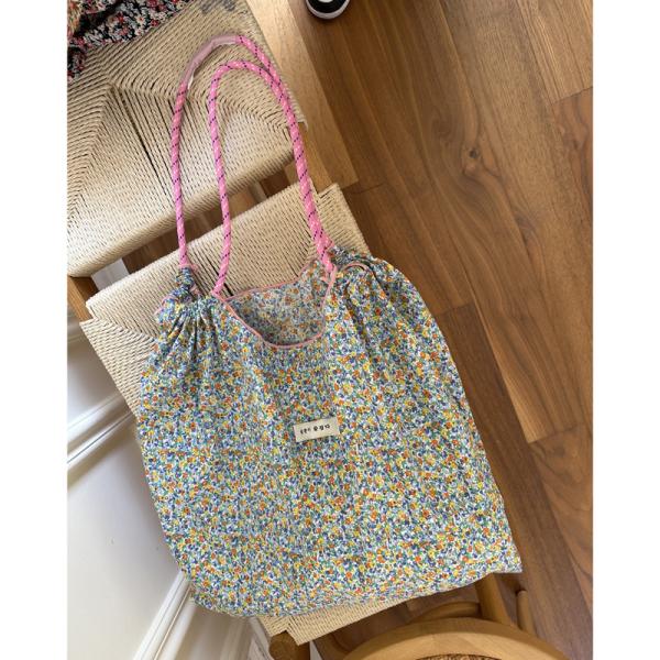 Polyester Lining Ins Large Capacity Floral Beach Canvas Bag for Eco-Friendly Shopping