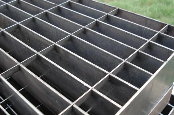 Plain Style and Serrated Style Pressure Locked Steel Grating with I Bar Type for Industrial Platforms