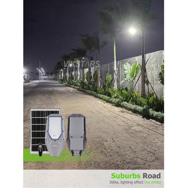 Two In One Solar Street Lights 100w 200w 300w 400w Aluminum Classic Design Hot Sales Solar Powered Lamps