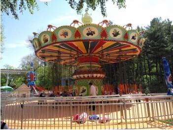 Custom Flying Swing Ride Luxury Theme Park Thrill Rides CE Certification