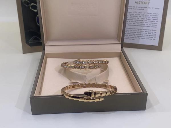  Serpenti Viper Bracelet Serpenti Viper 18 Kt Yellow Gold Bracelet With Pavé Diamonds