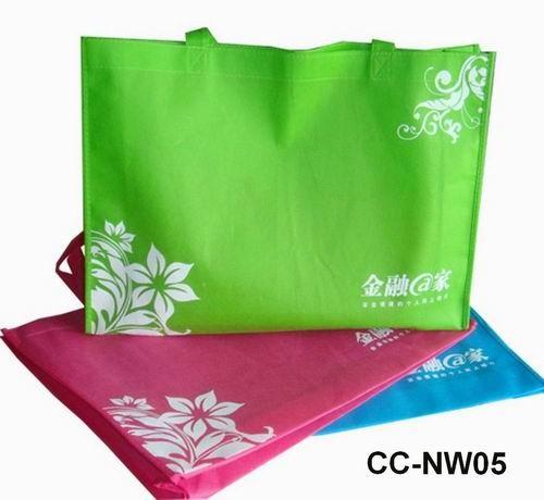 Health & Personal Care Manicure Set Pill Box Sticky Note Pads Trade Show Technology & Electronics Textile Items Outdoor
