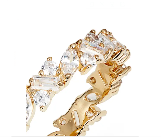 Бразильский кубический цирконий с кольцом вечности идеальный подарок на любой случай.