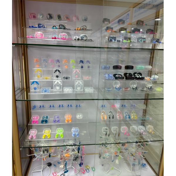 Eco Friendly Silicone Nose Clip and Ear Plugs for Waterproof Hearing Protection in Swimming