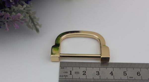 Factory Supply 31mm Zinc Alloy D Ring&Light Gold D Shape Buckles for Handbag
