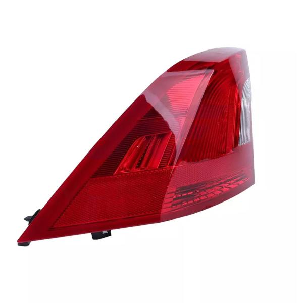 A cauda do direito do OEM Vovlo ilumina 31364200 peças de automóvel XC60