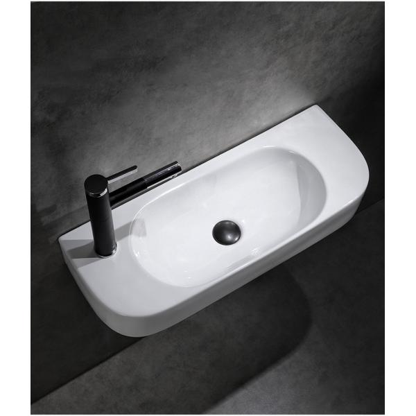 Ceramic 10-15L Large Bathroom Wall Hung Basin Customised Easy To Clean