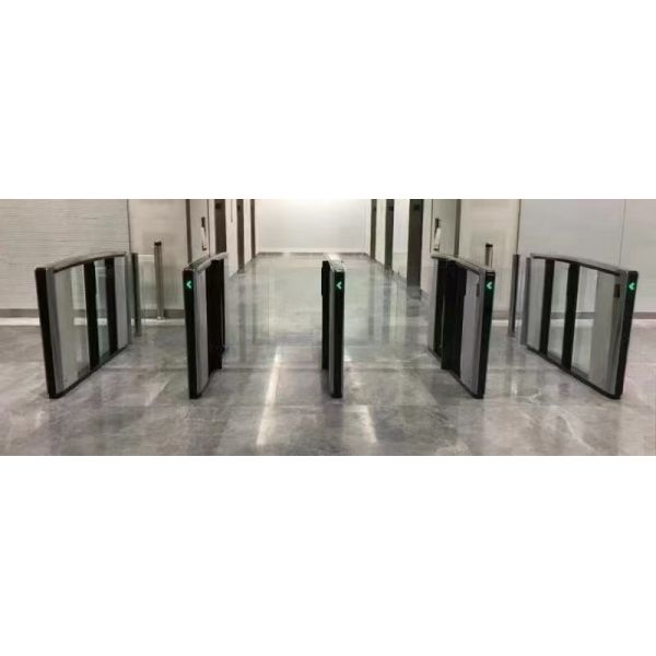 Swing Barrier Turnstile featuring automatic arm open on power off and delayed close for emergency and operational safety
