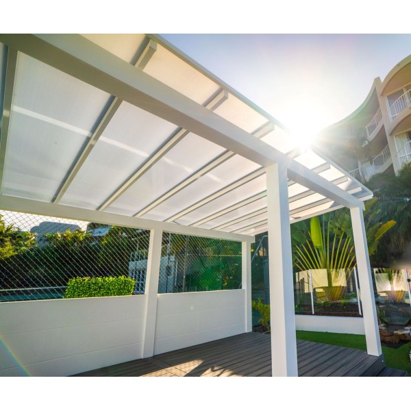 B2 Fire Rating Polycarbonate Hollow Sheet PC Hollow Sheet Normal Size 2.1*5.8m Impact Resistant Lightweight Transparent Panels