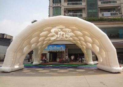 Barraca inflável gigante branca da aranha do evento exterior com as janelas de bolha na parte superior de sino Inflatables
