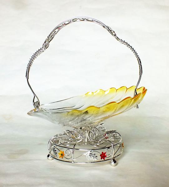 The New sun flower shape candy bowl w/classic stand & elegantThe New(1)