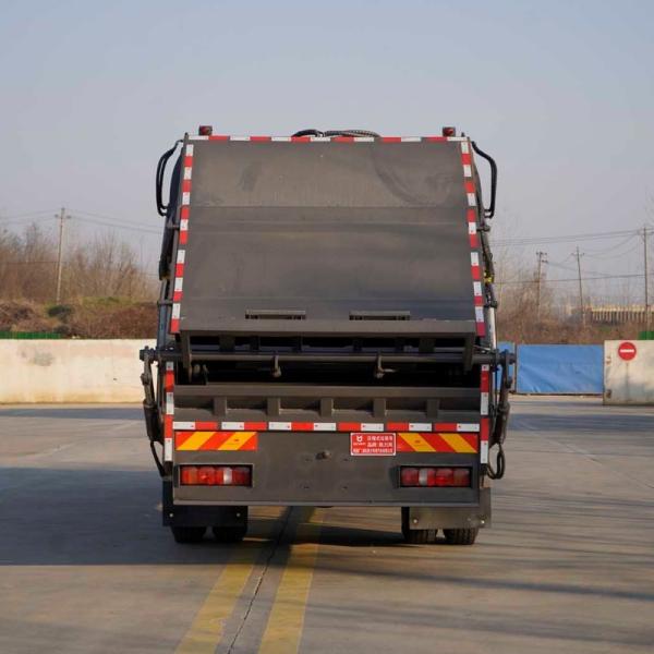 Customized 31000KG Mobile Garbage Compactor Truck Diesel Powered