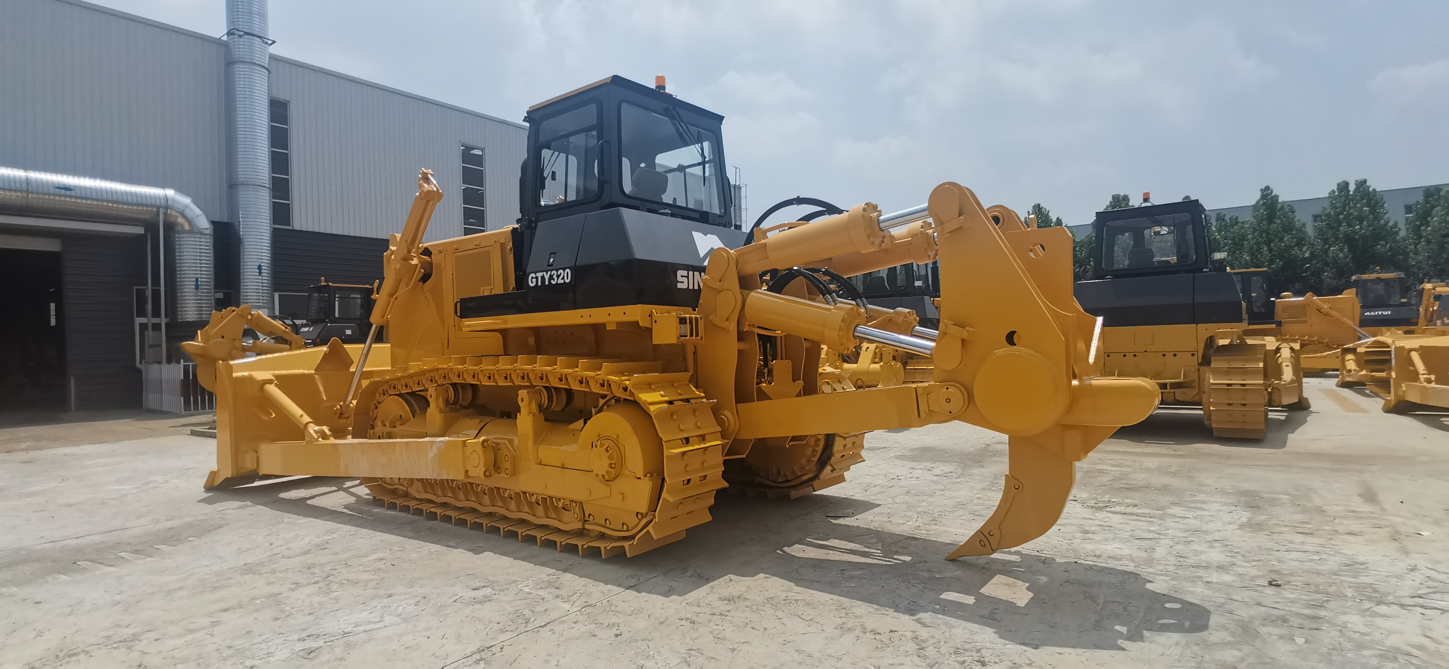 Бульдозер GTY320 Mini Crawler 257KW 37,2 тонны 10м3 Дозирующая способность Гидравлический малый бульдозер Crawler