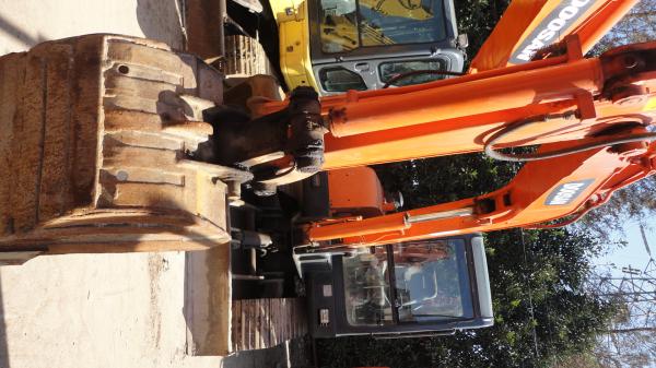 Mini used DOOSAN DH55-V crawler excavator for sale/used mini doosan excavator for sale
