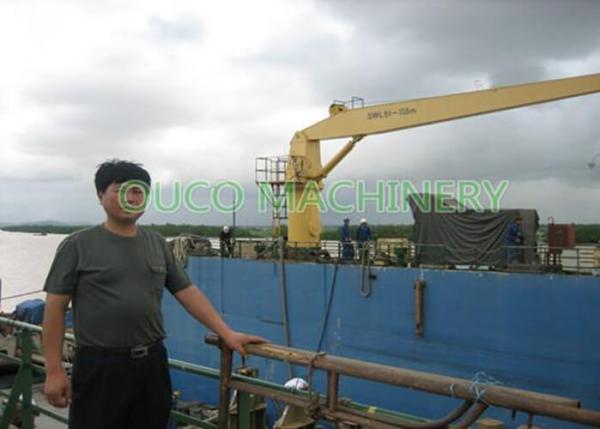 marine pedestal stiff boom crane with low power consumption for cargo unloading