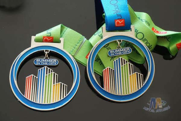 Die Casting Metal Award Medals ,  Virture Races Finish Soft Enamel Silver Medallion Medals With Ribbon