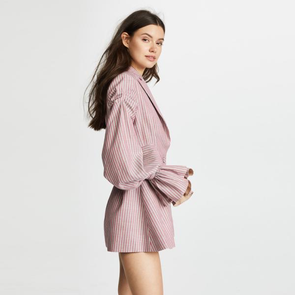 Стрипе рукави баллона в - платье блейзера шеи мини