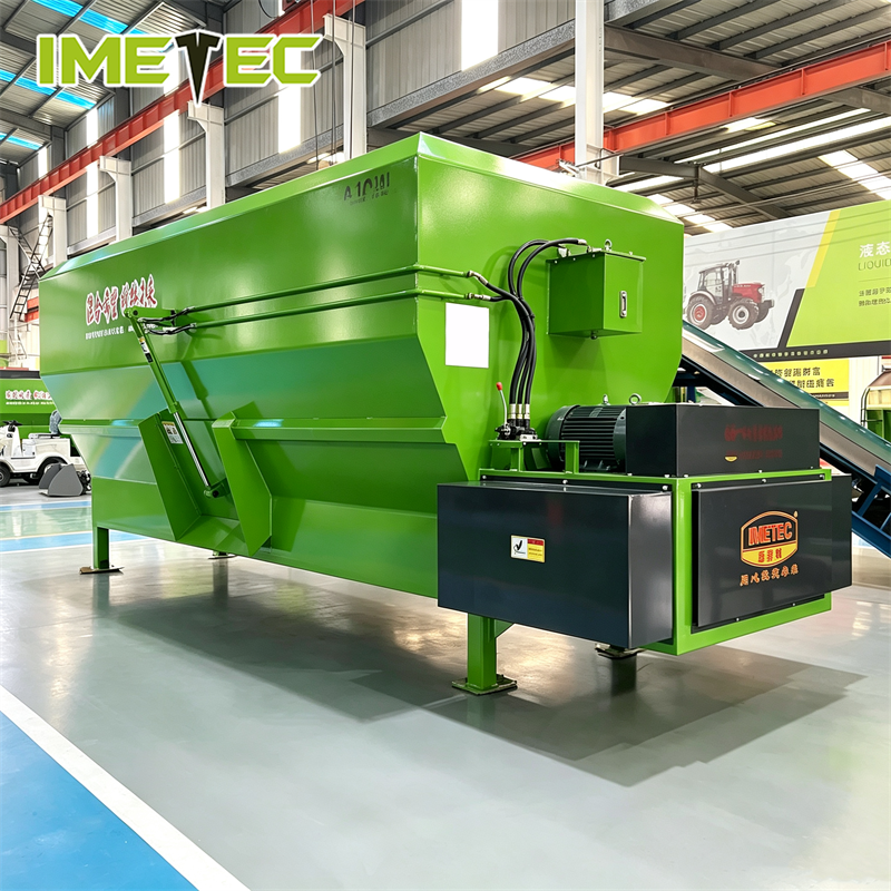 Fixed Type Horizontal TMR Blender Stable Operation Good Mixing Effect For Intensive Sheep And Cattle Farming