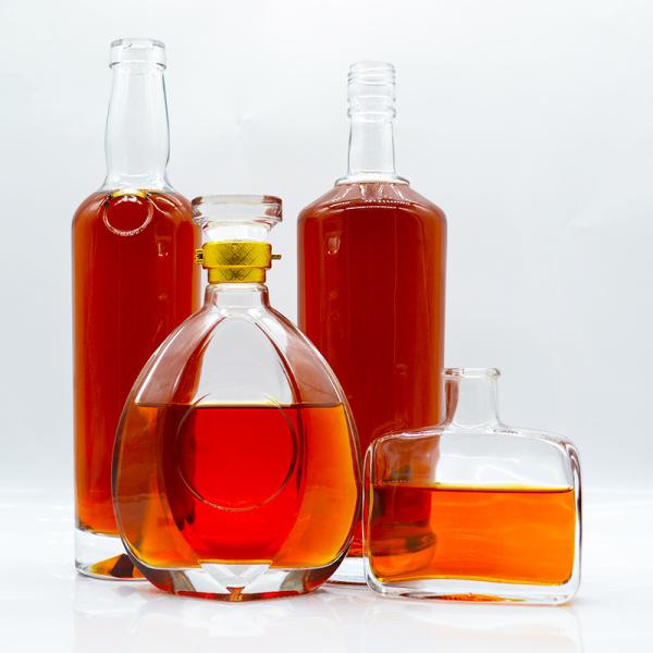 Customized 750ml Glass Bottle for Champagne Gin Vodka Brandy Packaging