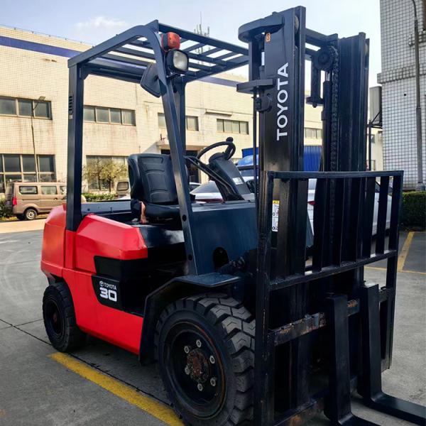 Container Operations Demands 3ton Toyota Manual Diesel Forklift with 4-wheel Drive