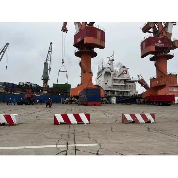 Подержанный Sinotruk Howo Dump Truck 12 Wheeler RHD 40tons Вторая рука 6X4 8X4 Правая кабина