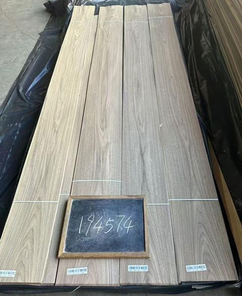 Crown cut American Walnut Veneer Natural AA Grade Thick 0.42mm Slight color