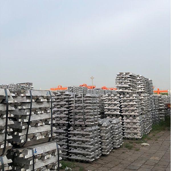 Large Stock JIS A7 A8 Aluminium Ingots Adc12 Jis H5302 2.7103g/Cm3