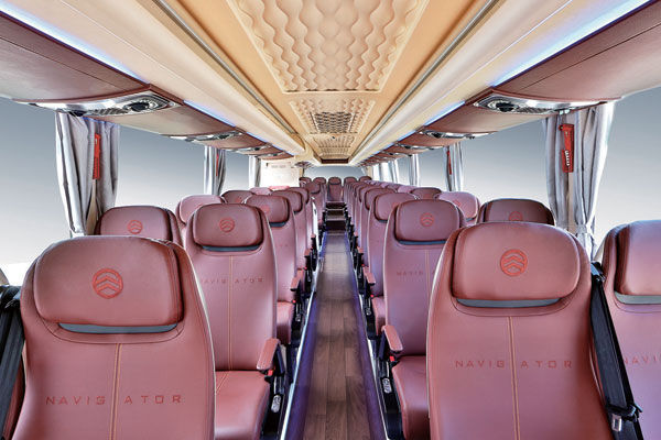 12m Golden Dragon Coach Bus 24-54 Seats 375HP Euro 4 XML6129J15S1