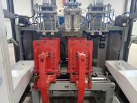 O dobro automático posta a máquina de molde do sopro 10l firmou o tipo apertar