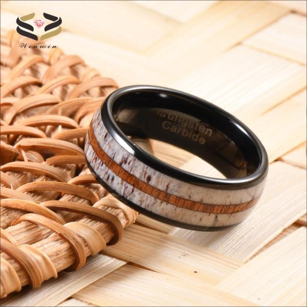 Une superbe bague de mariée pour homme avec antler et bois de koa en incrustation de confort adapté 8mm noir tungstène