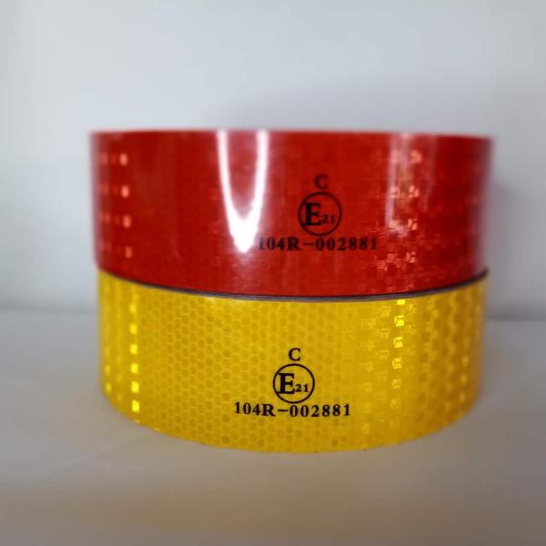 Trailers Reflective Conspicuity Tape with 5 Years Durability and Custom Logo Printing