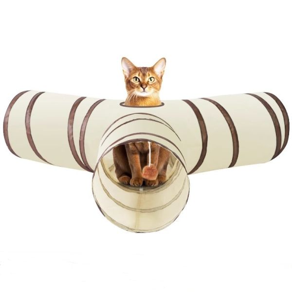 Smart Automatic Pet Feeder Offering Voice Recording Function and WiFi Connectivity for Remote Feeding Management