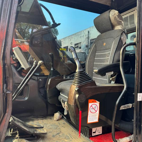 69.6KW segunda mão Sany 135 Excavator para esmagamento Usados Excavatores de mão 2019