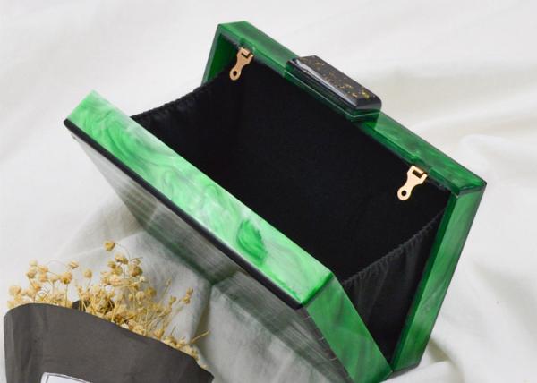 Pearl Gold Foil Acrylic Clutch Bag Light Green And Black Color With Splicing Black Bottom