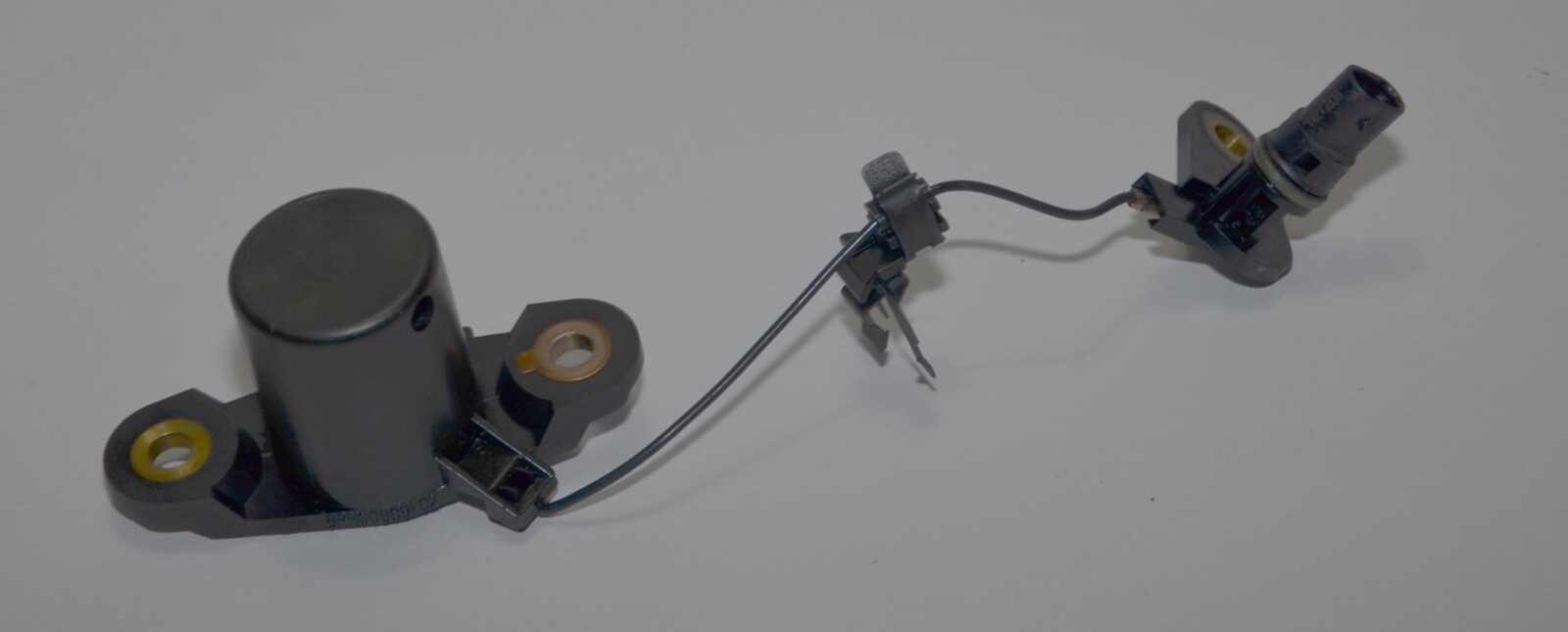 High-quality engine oil level sensor A0011531332 for Mercedes-Benz