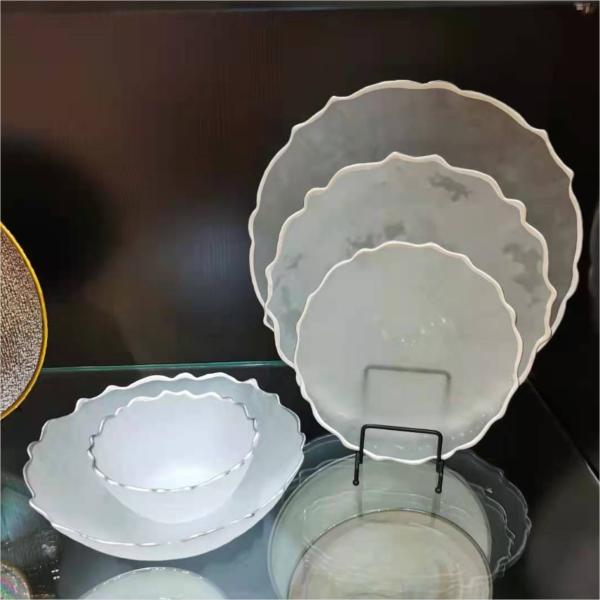 Conjunto al por mayor de cuchillo de oro de acero inoxidable cuchara de cuchara de tenedor set de cubiertos para el evento de boda