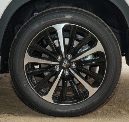 Автомобиль 2023 наградной версии четырехколесного привода КРОНЫ KLUGER 2.5L HEV ТОЙОТА средний