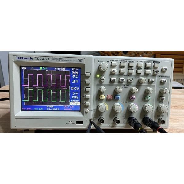 Используемое хорошее состояние цвета DSO Мульти-канала 4CH 2GSs 200MHz Tektronix TDS2024B