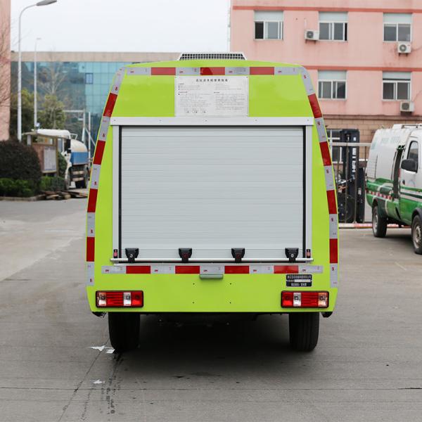 Camion d'entretien routier respectueux de l'environnement avec batterie au lithium fer phosphate