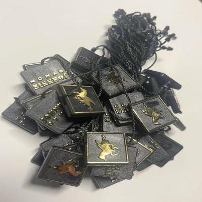 Garment Swing Price Tag Fasteners Black Hanging Tags Strings OEM