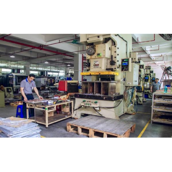 Плита медного оборудования лазера трубки воды холодная, CNC подвергла плиту механической обработке холодка