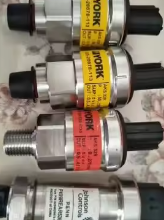 025-29583-000 Transductor de presión de alta precisión YK 0-2000 PSI 4-20mA ±0.25% FE para sistemas de refrigeración y HVAC