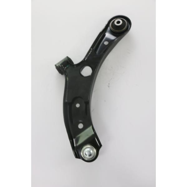 El brazo de control de la suspensión inferior de Suzuki Swift Aftermarket 45201-71L00