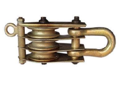 a ereção da torre do equipamento 10KN utiliza ferramentas o aço de três rodas que iça para erigir Polo