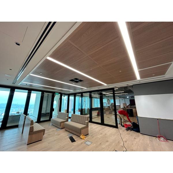 16/16/6mm Oak Laminate Wooden Perforated Acoustic Panel Ceiling Tiles Soundproofing Board
