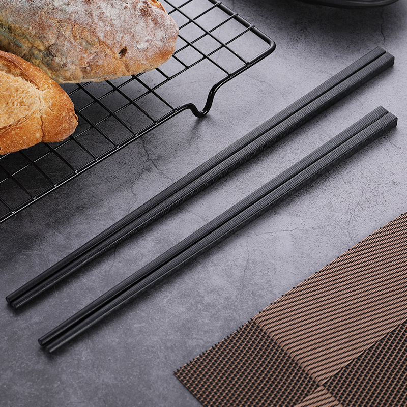 Slub Pattern Smooth Black Alloy Chopsticks Non Slip For Home Restaurant