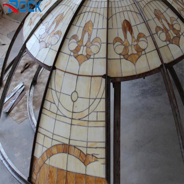 Estilo arquitetónico moderado da igreja da claraboia do telhado do vitral do projeto gráfico